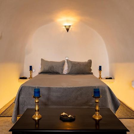 Black Bay Caves Suites Akrotiri  Exterior photo