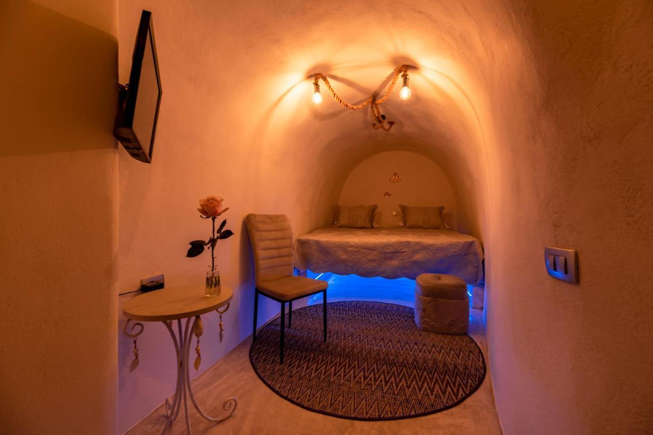 Black Bay Caves Suites Akrotiri  Exterior photo