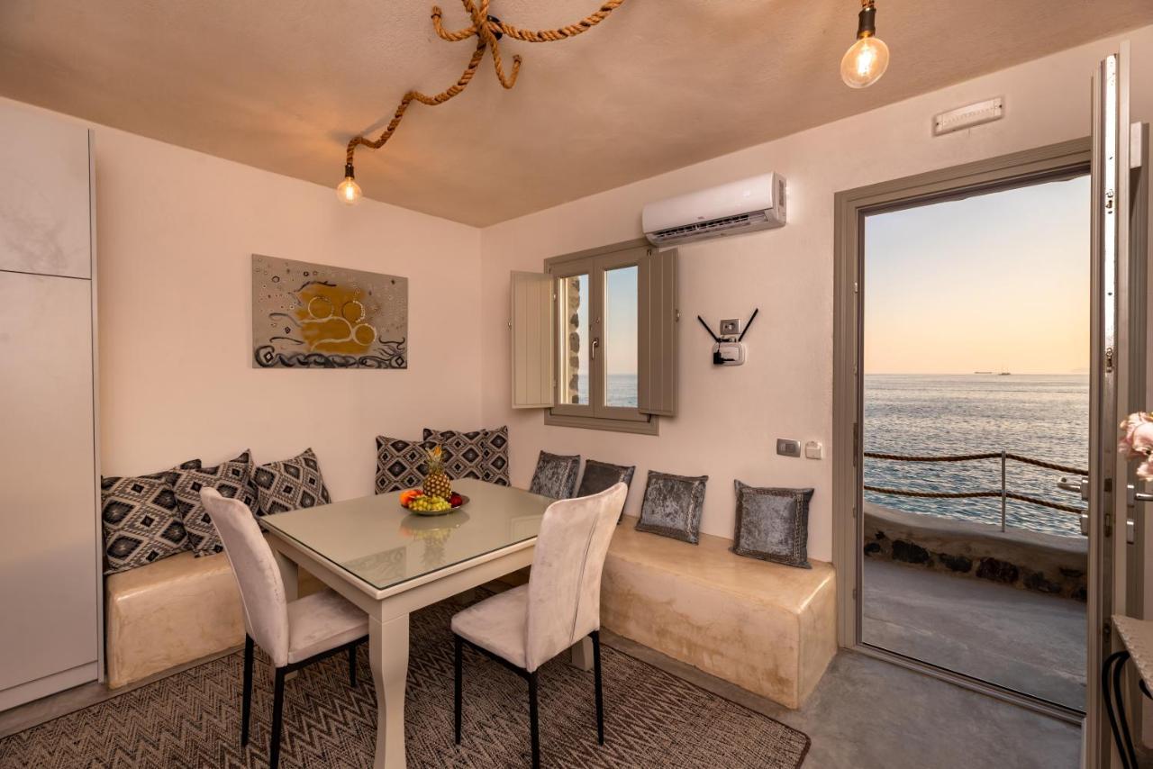 Black Bay Caves Suites Akrotiri  Exterior photo