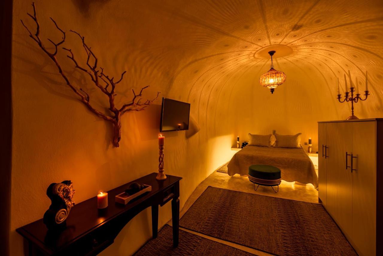 Black Bay Caves Suites Akrotiri  Exterior photo